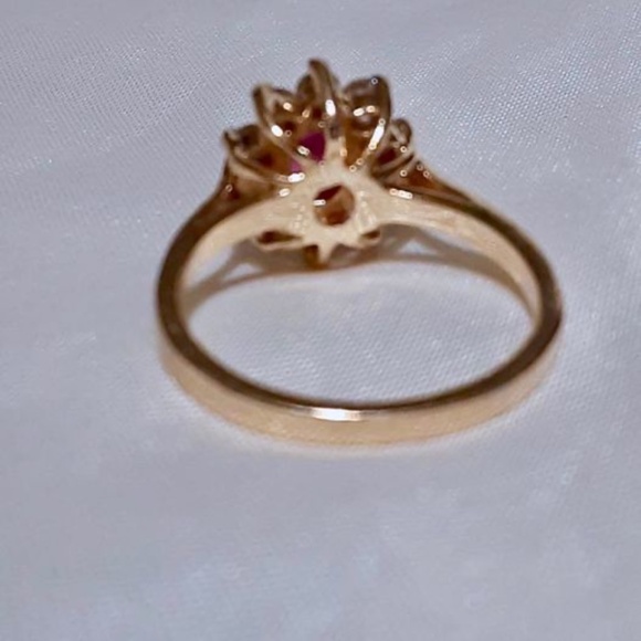 14K Yellow Gold Genuine Oval Ruby and Diamond Princess Style Ring Sz 6 - Picture 4 of 8